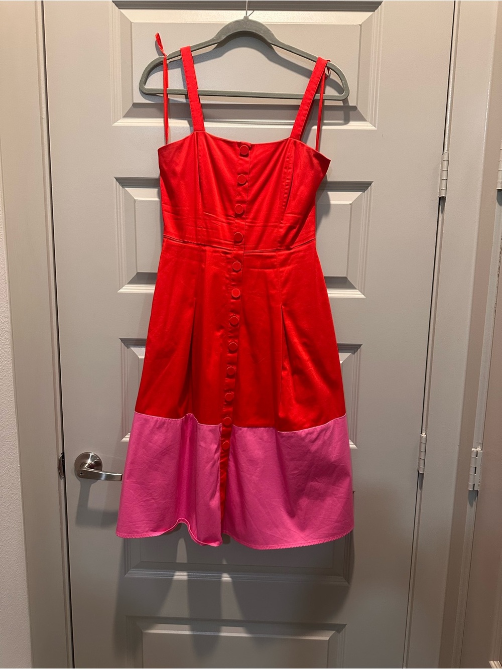 Gianni Bini Red and Pink Button-Front Midi Dress